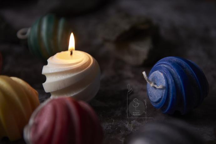 覺察蠟燭隨機顏色